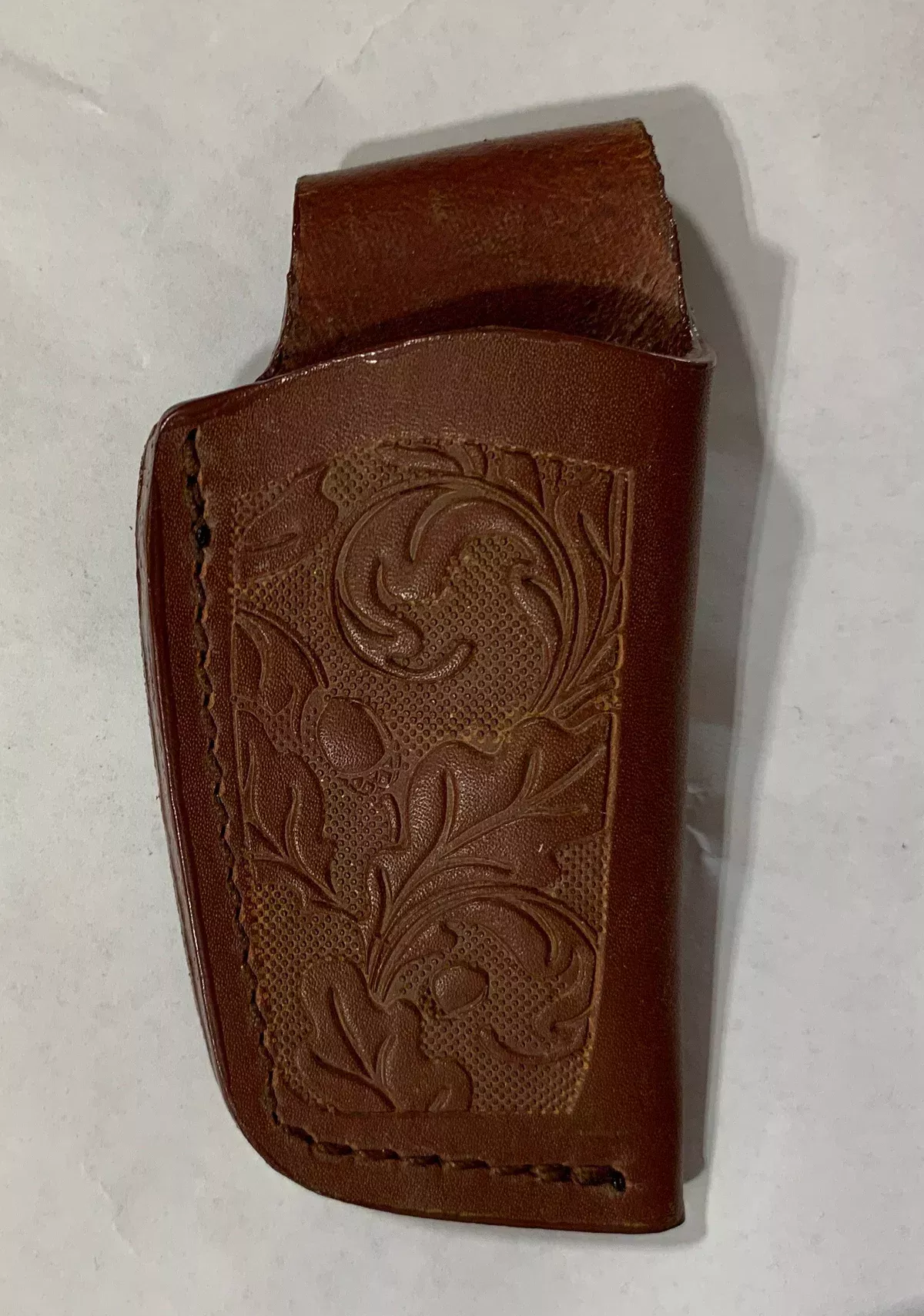 FUNDA DE BAQUETA
