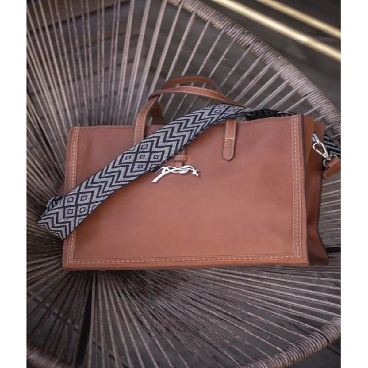 Pnlope Romane Handbag – Brandy