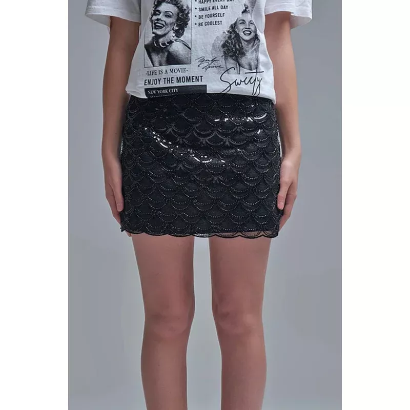 Q2 Scalloped Sequin Mini Skirt Black