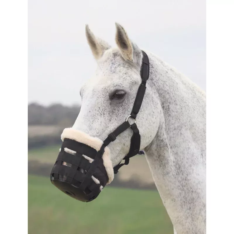 Shires Deluxe Grazing Muzzle Black