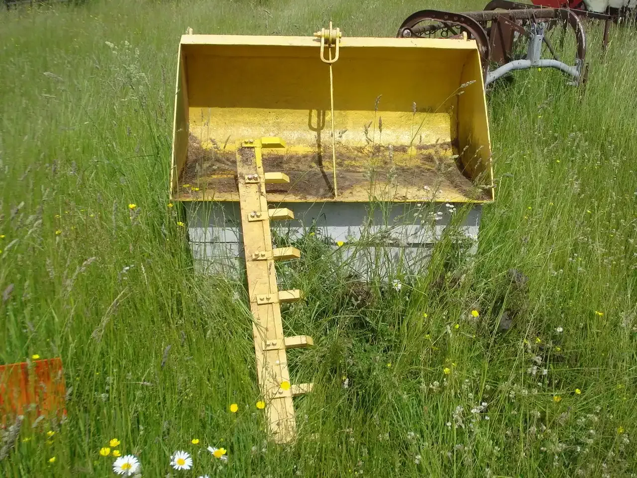 Used 50 Bucket