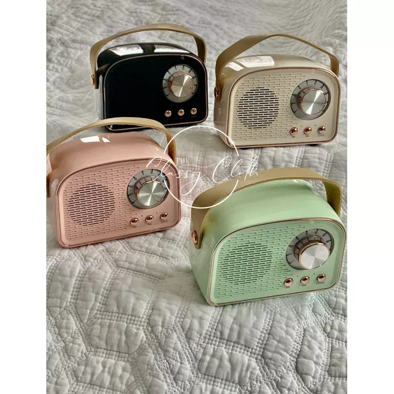 Vintage Bluetooth Radio - Mint